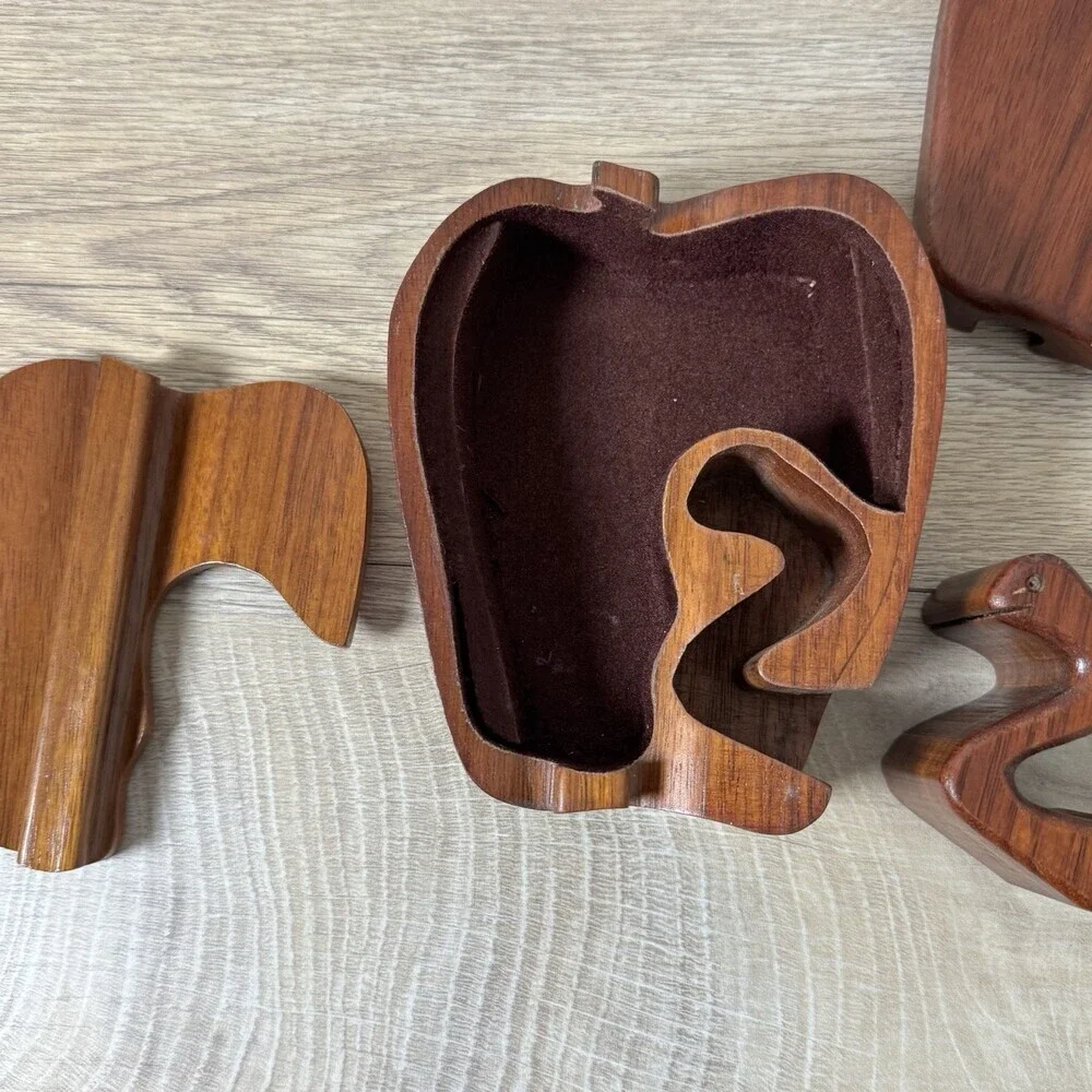 Wooden APPLE with CUTE WORM Puzzle‎  Jewelry Trinket Box Gift Teacher Unique